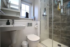 En-Suite- click for photo gallery